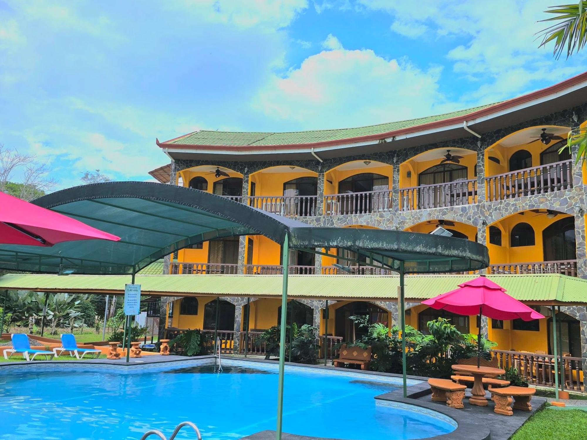 Apartahotel Playa Luna Uvita Exterior foto